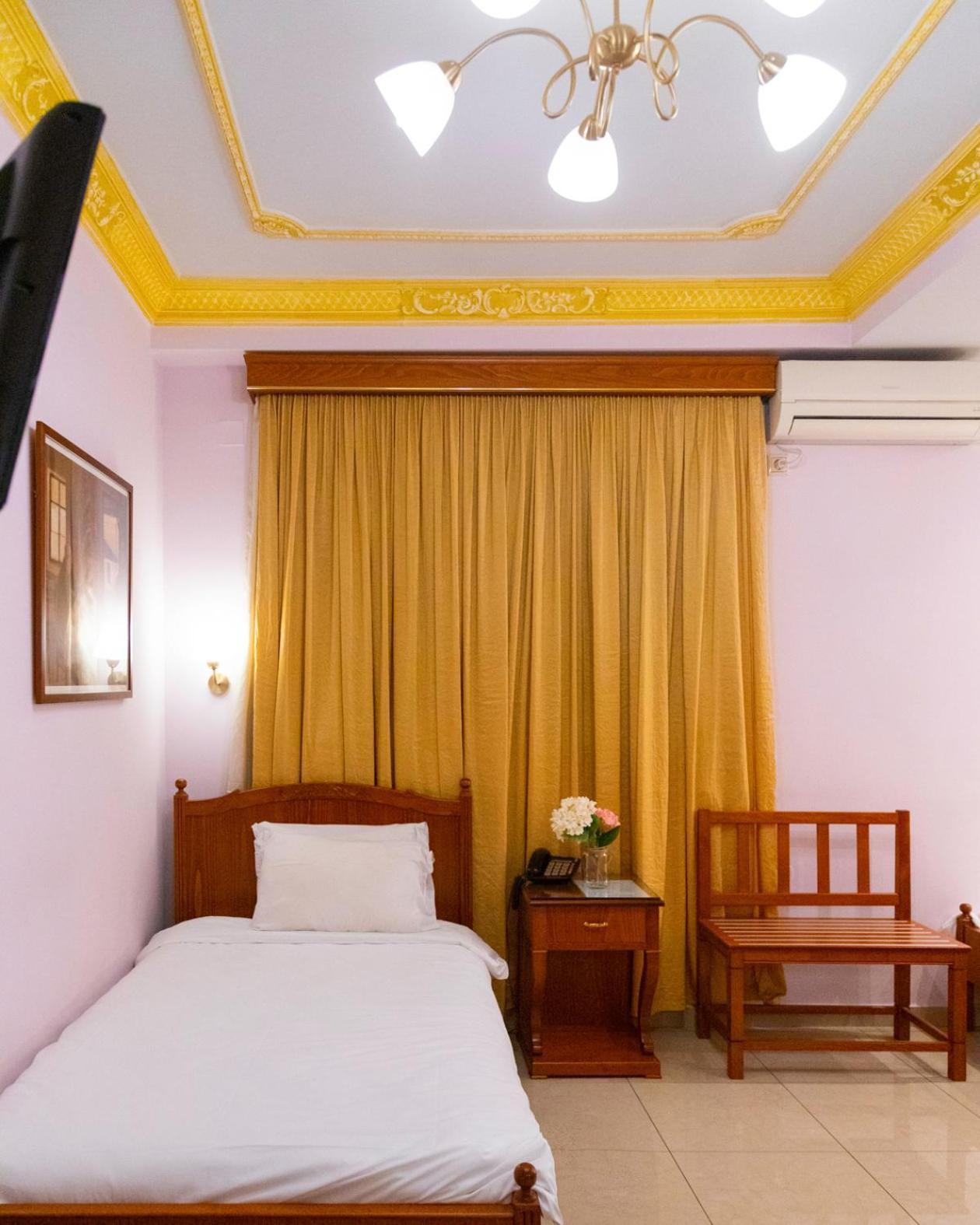 Hotel Avra Kardítsa Екстериор снимка