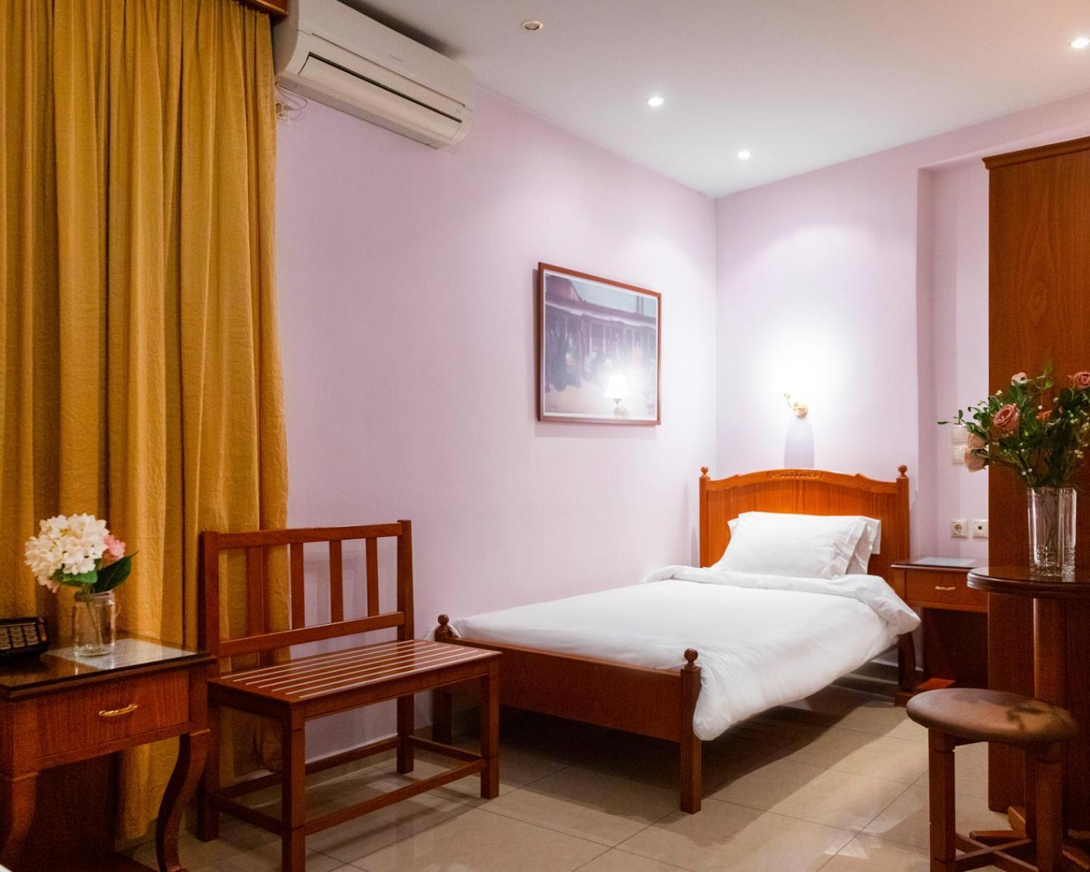 Hotel Avra Kardítsa Екстериор снимка
