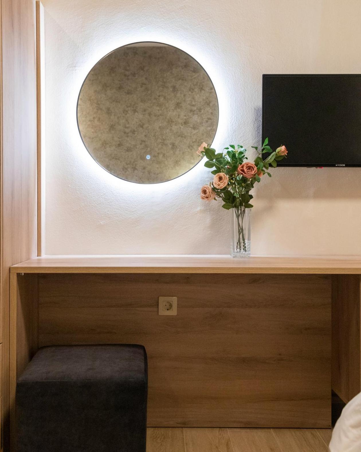 Hotel Avra Kardítsa Екстериор снимка
