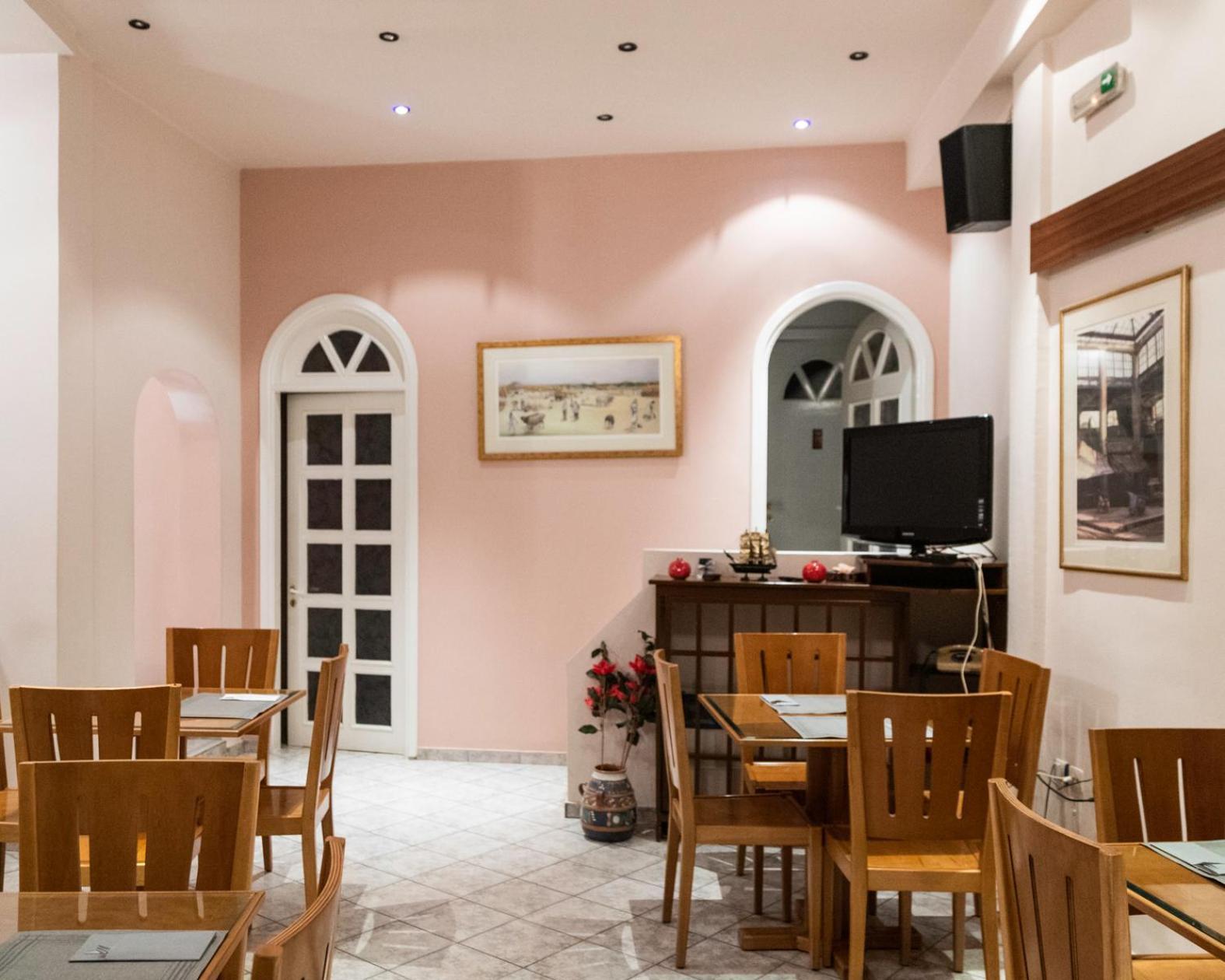 Hotel Avra Kardítsa Екстериор снимка