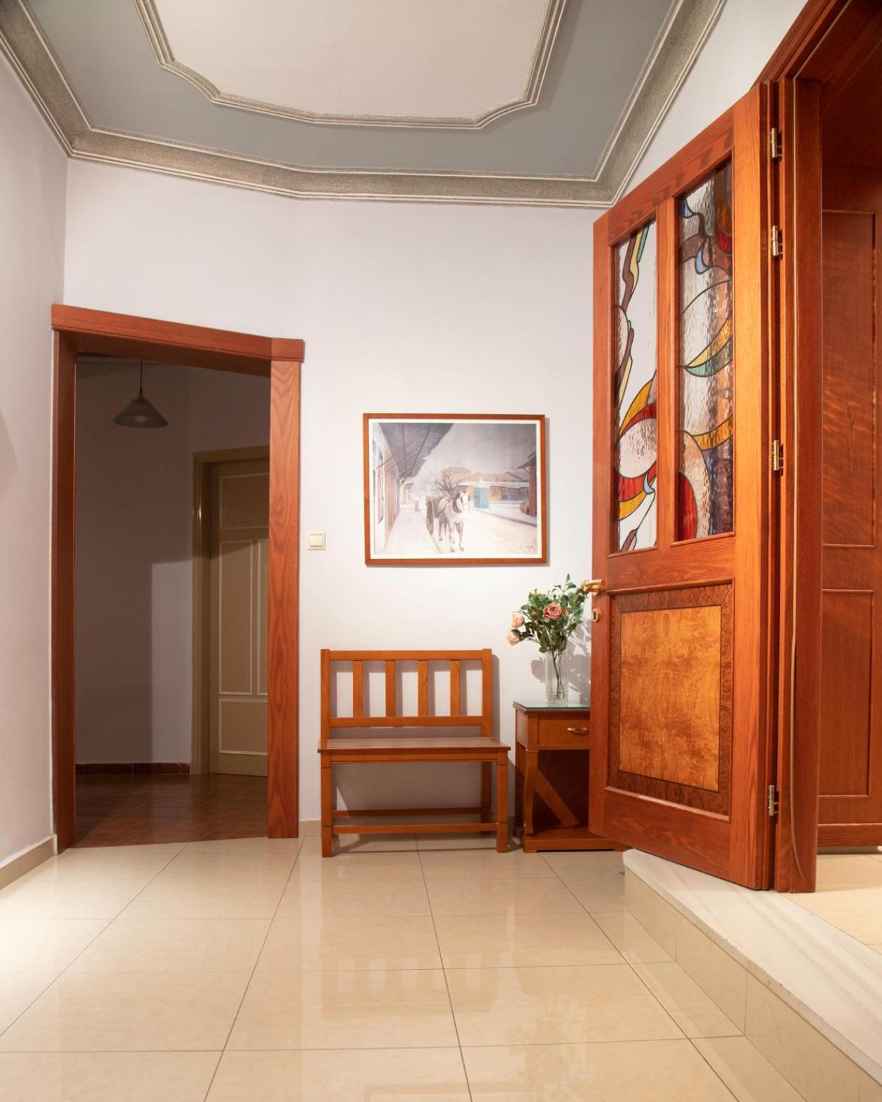 Hotel Avra Kardítsa Екстериор снимка